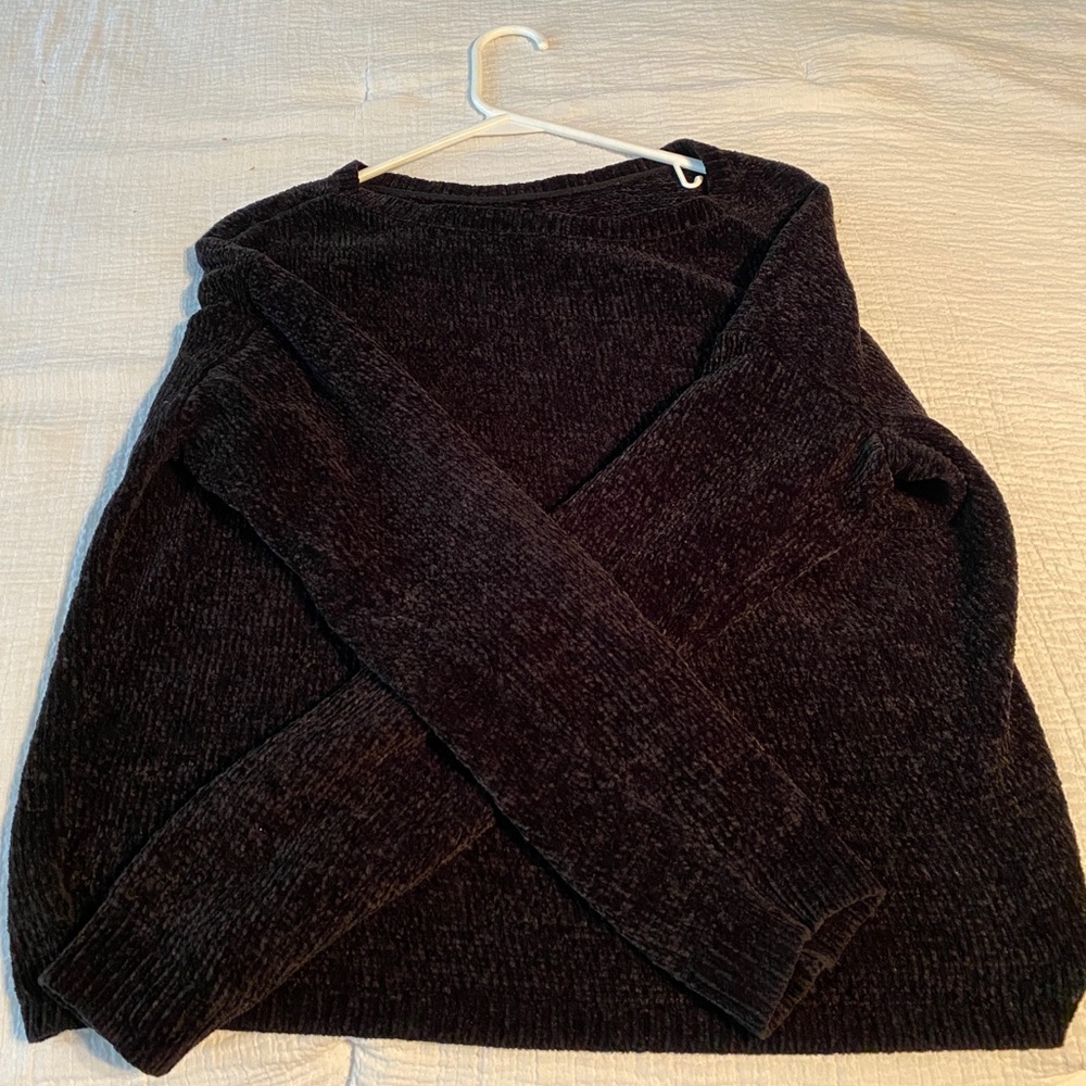 Crop sweater